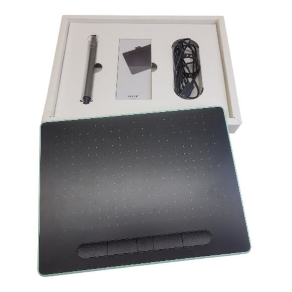 Wacom Intuos CTL-6100WL Creative Pen Tablet Bluetooth Pistachio w/ Box - Tested - Picture 2 of 14